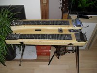 1954Fenderdeluxandpeavey50classicamp016_zpsde84858d.jpg