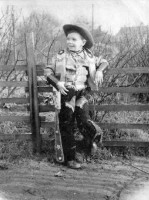 Jim-Cowboy 1958 - Copy.JPG